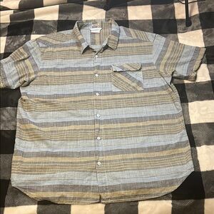 Columbia Men's Striped Short Sleeve Shirt size XL 100% Cotton